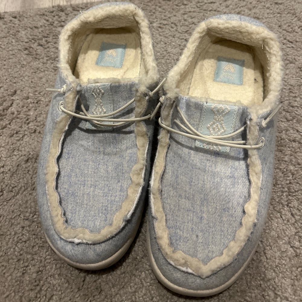 Reef Women's Cushion Coast Cozy Slip-On Shoes